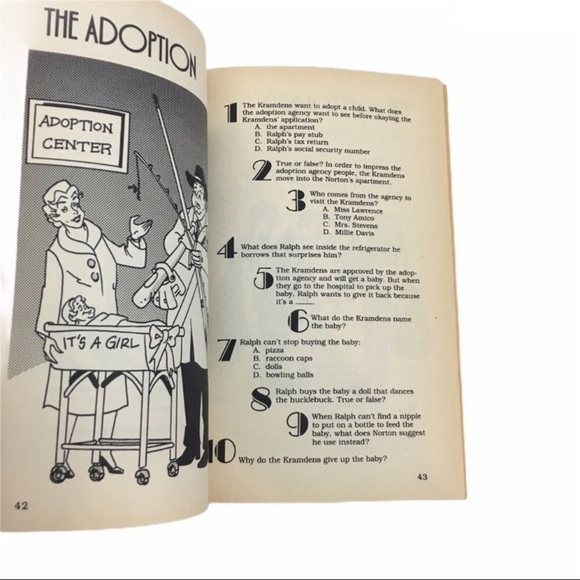 VINTAGE Honeymooners An Illustrated Trivia Book Bob Colombe Comic Retro Game Fun - Picture 11 of 14